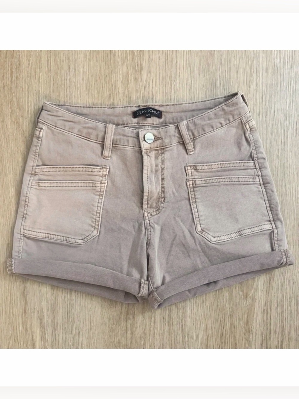 Dear John Lillie Short Pocket in Beige
